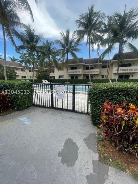 VILLAGIO AT PALMETTO BAY - Residential