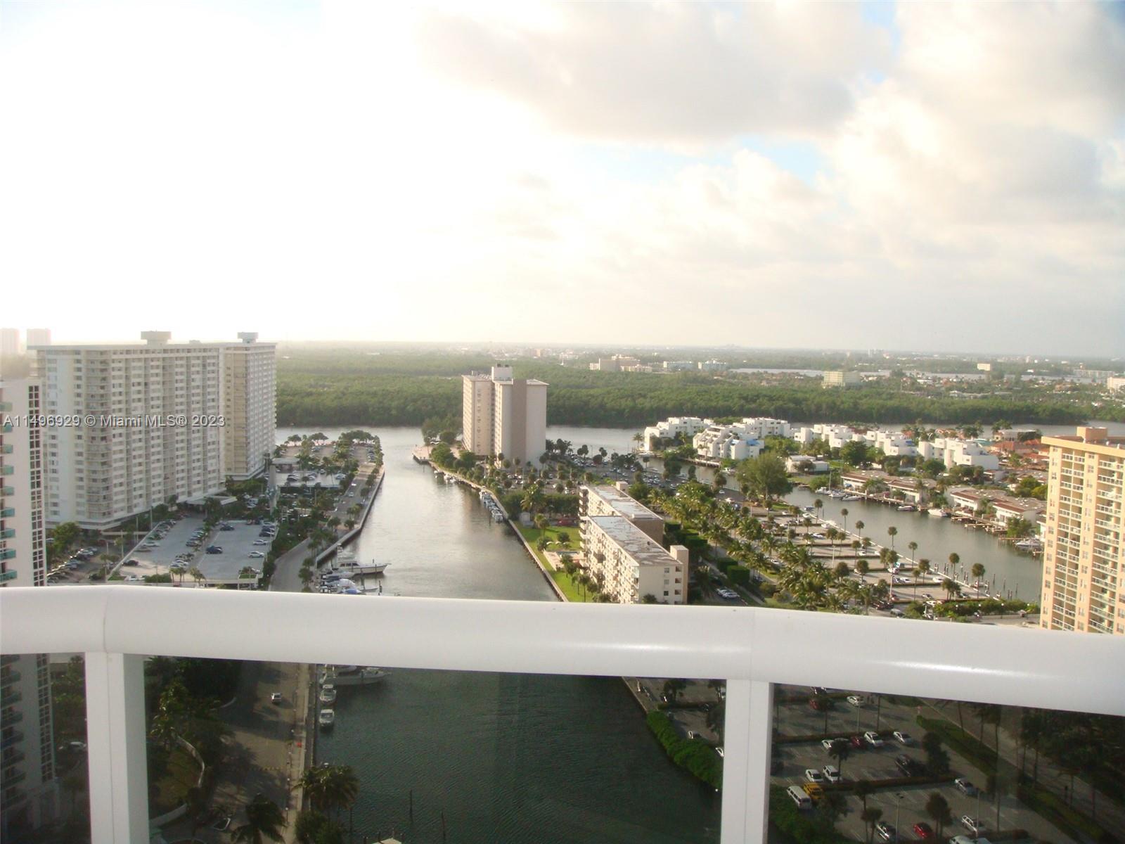 TDR TOWER III CONDO - Residential