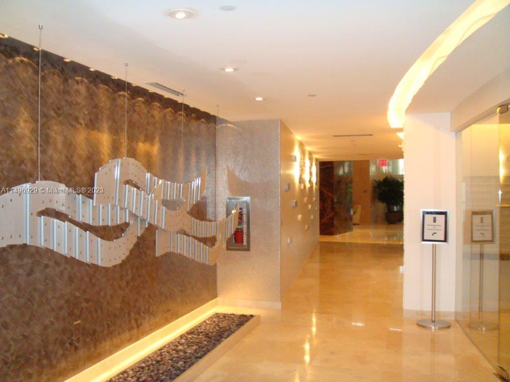 TDR TOWER III CONDO - Residential