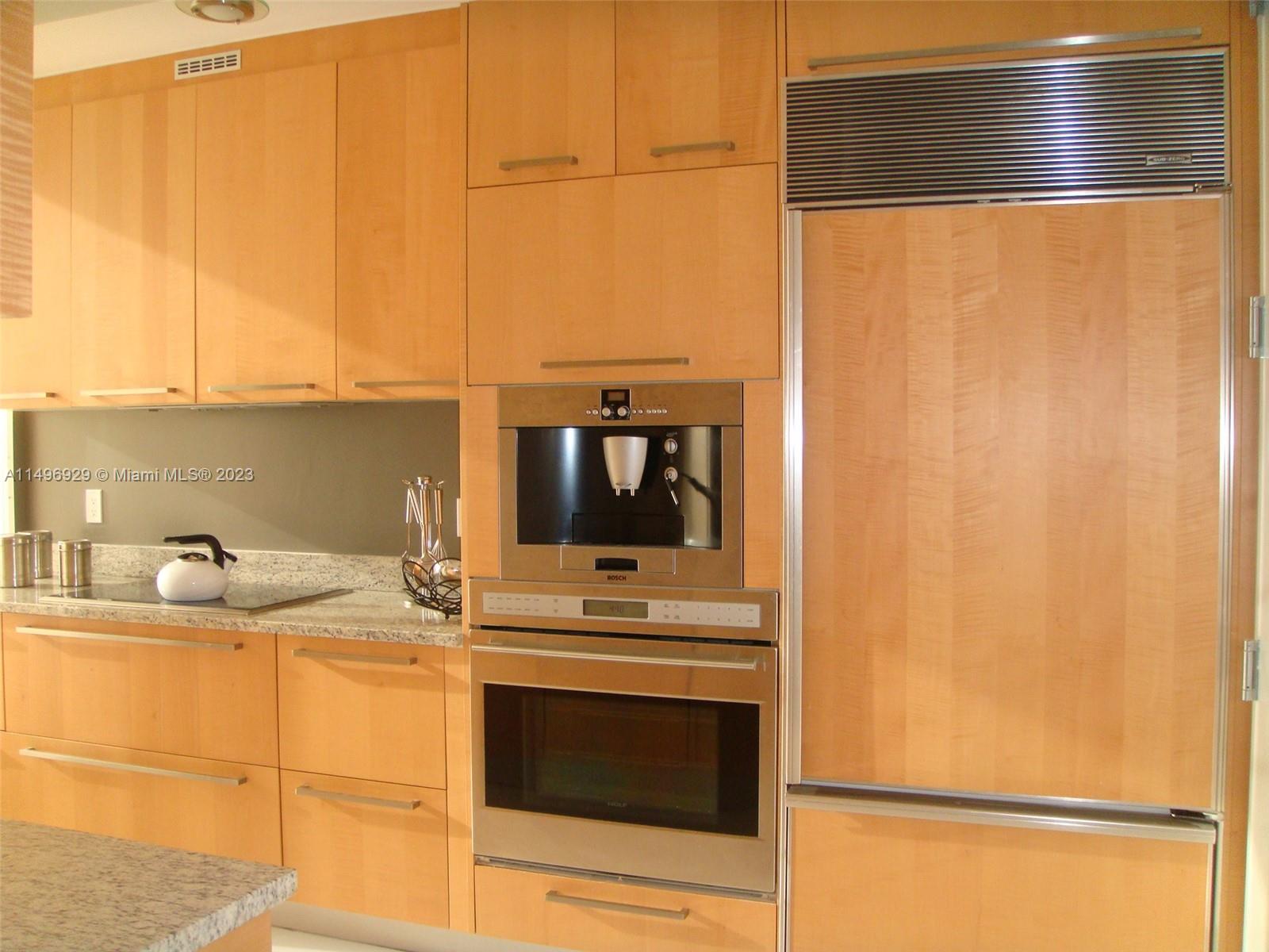 TDR TOWER III CONDO - Residential