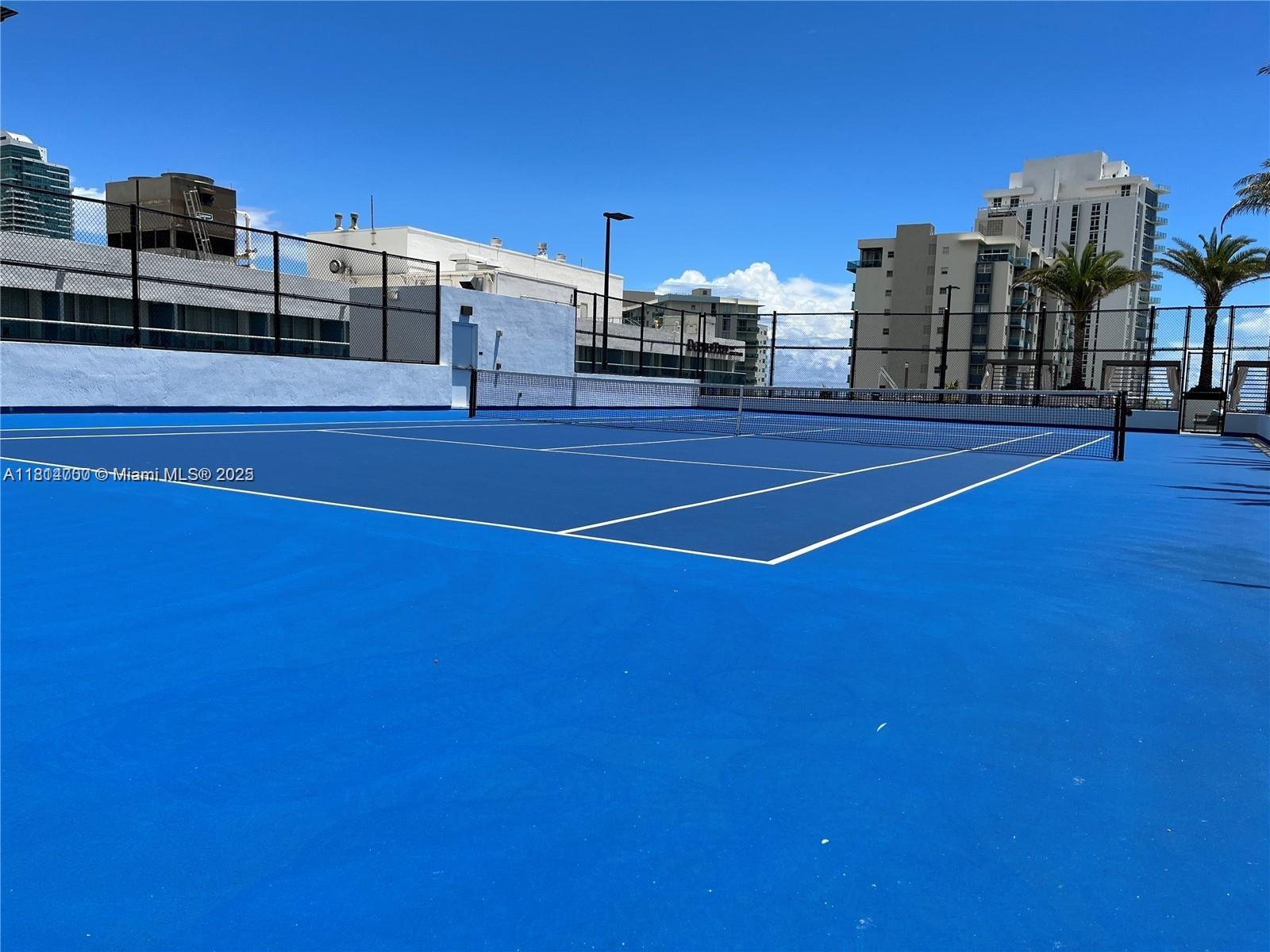 Hyde Beach House - Residential