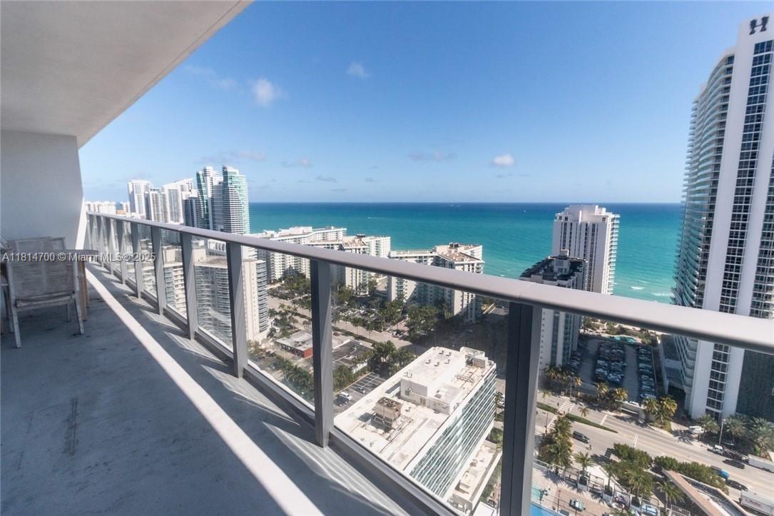 Hyde Beach House - Residential