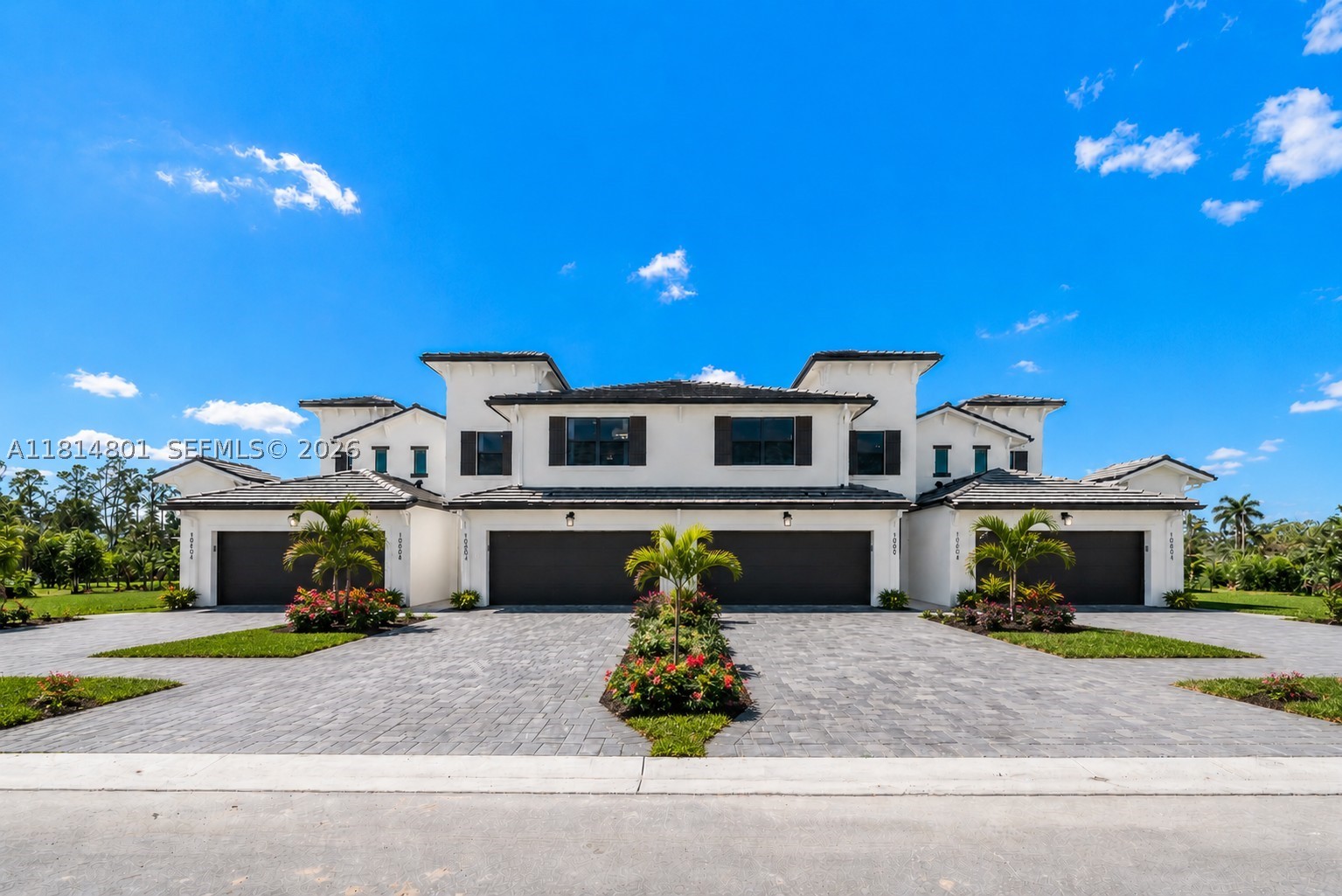 SANTA BARBARA PLACE - Residential