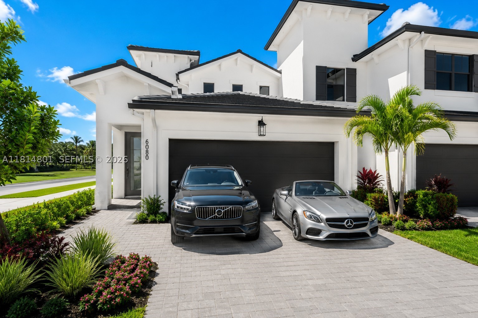 SANTA BARBARA PLACE - Residential