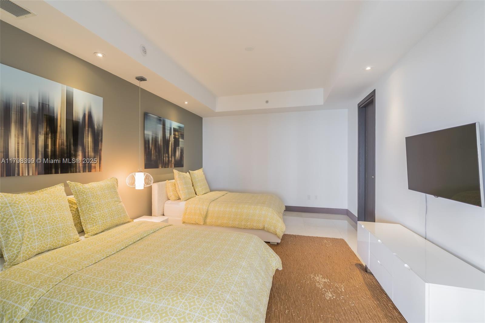 BAL HARBOUR CENTER CONDO - Residential
