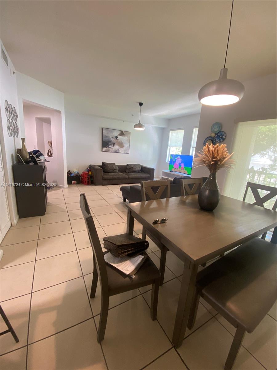 ST MORITZ AT DORAL CONDO - Residential