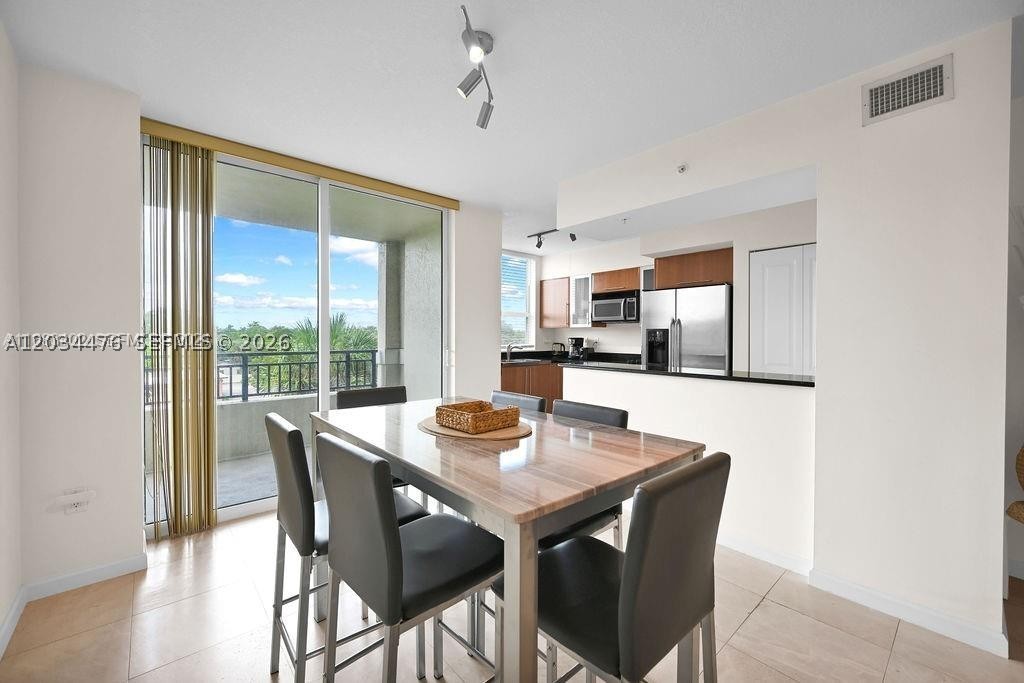 SYMPHONY NORTH CONDO - Residential