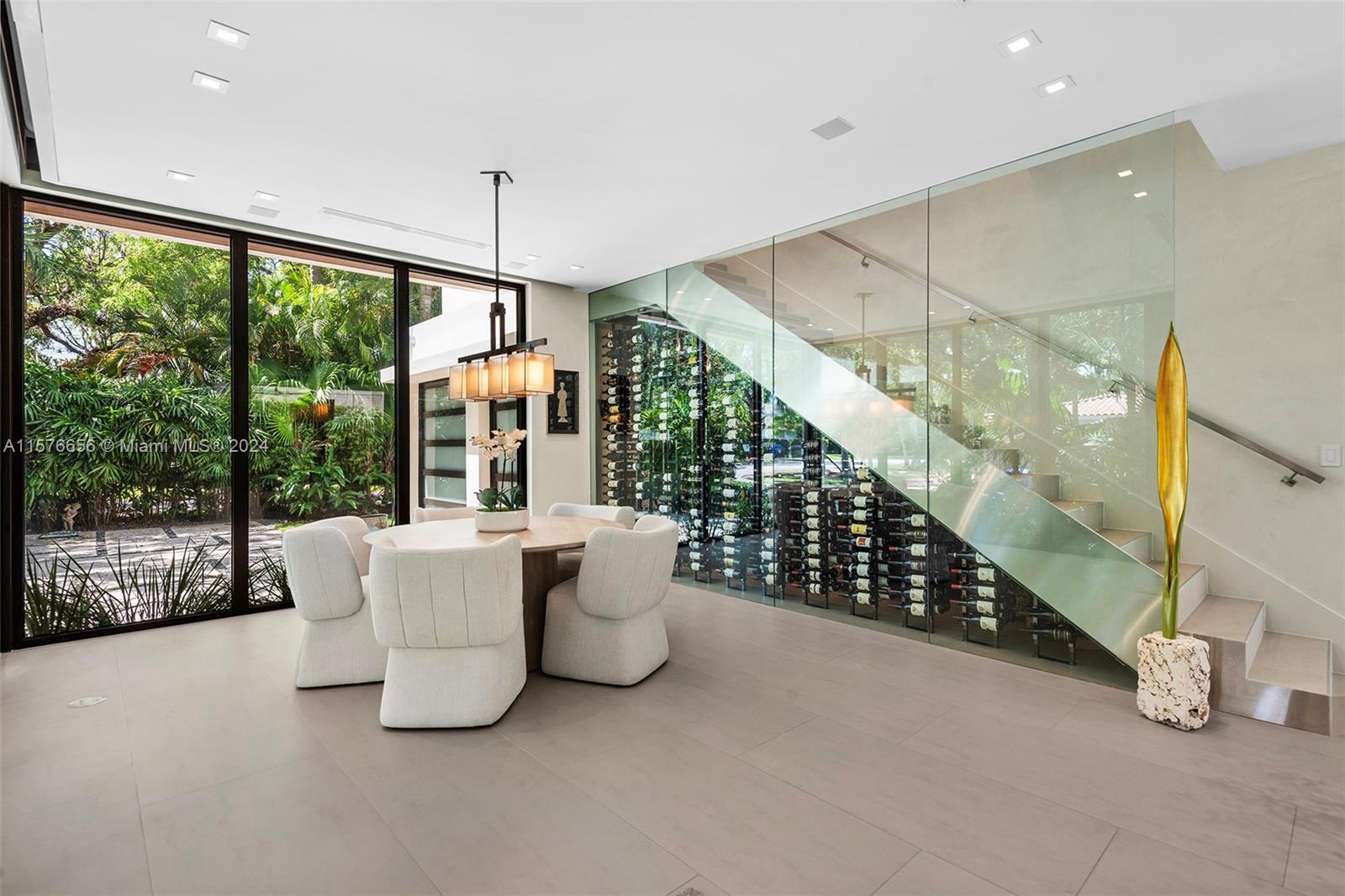 HARDING GROVE OAK - Residential