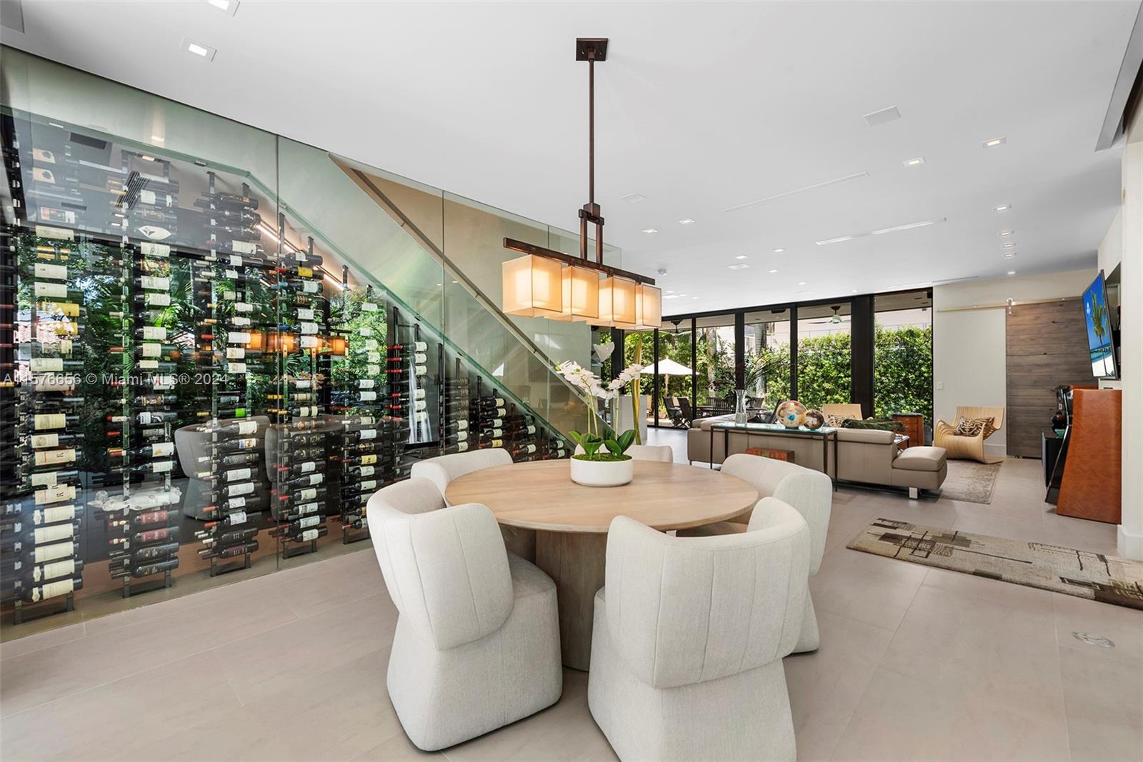 HARDING GROVE OAK - Residential