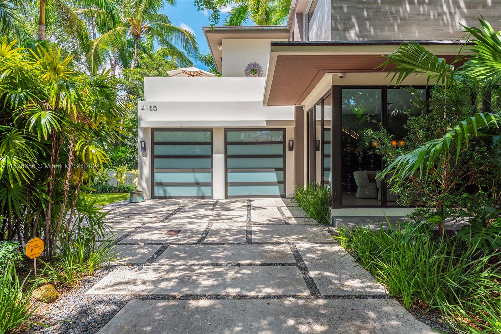 HARDING GROVE OAK - Residential