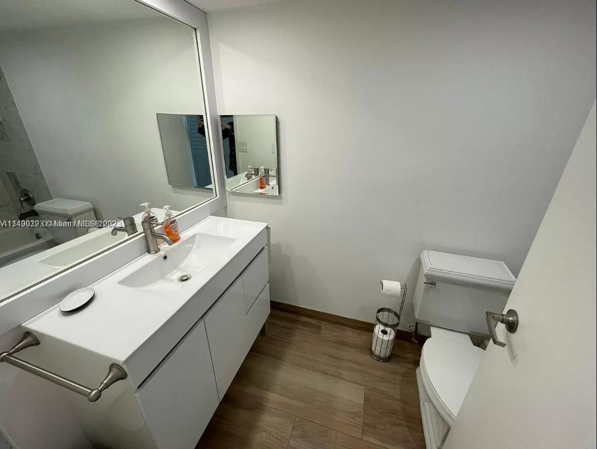 VENETIA CONDO - Residential Lease