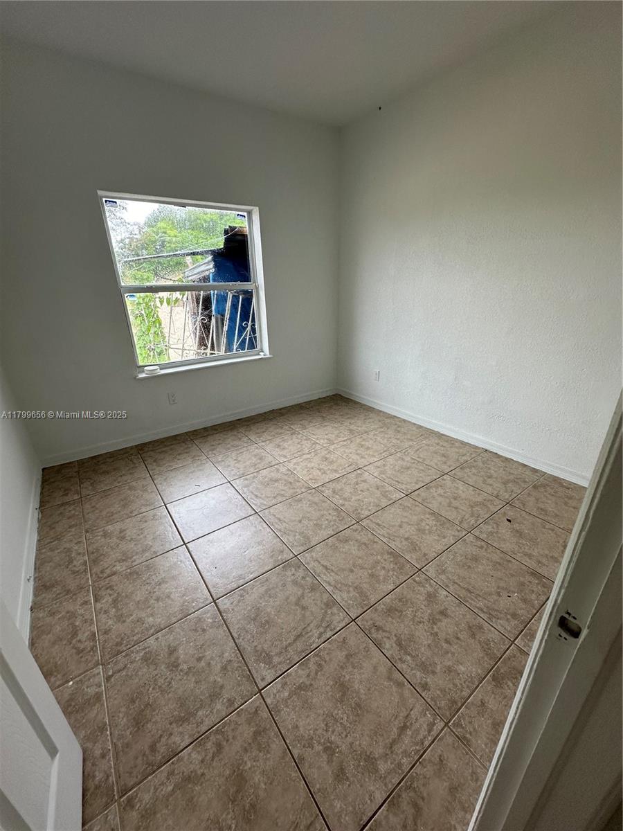 WATERSIDE TOWNHOMES SEC 4 - Residential Lease