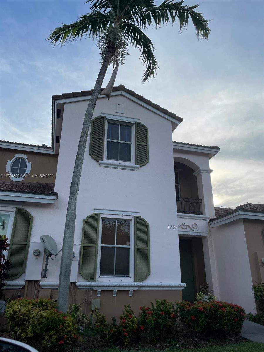 MARBELLA COVE - Residential Lease