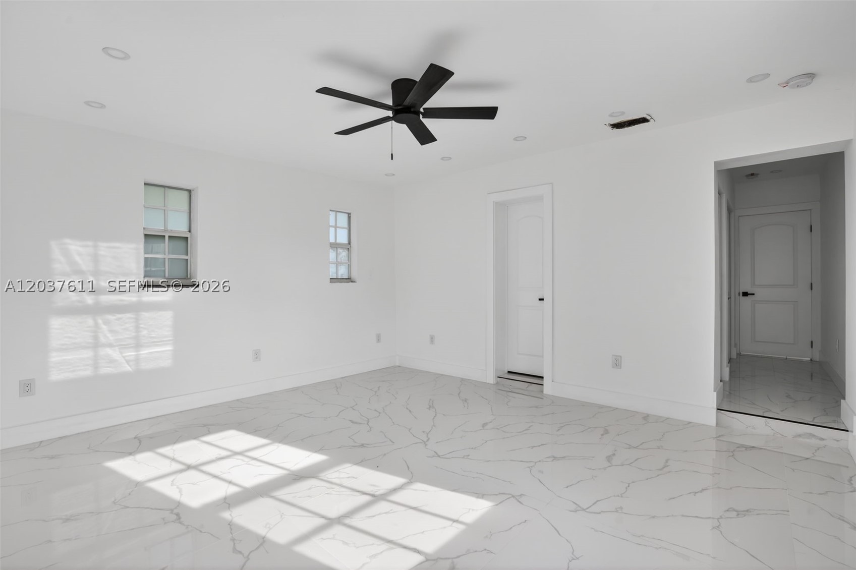 OAKLAWN SUB - Residential Lease