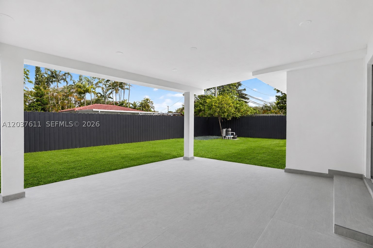 OAKLAWN SUB - Residential Lease
