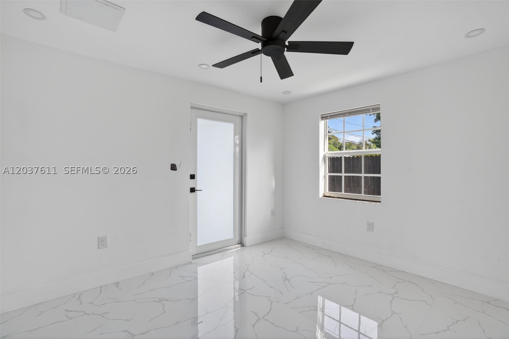OAKLAWN SUB - Residential Lease