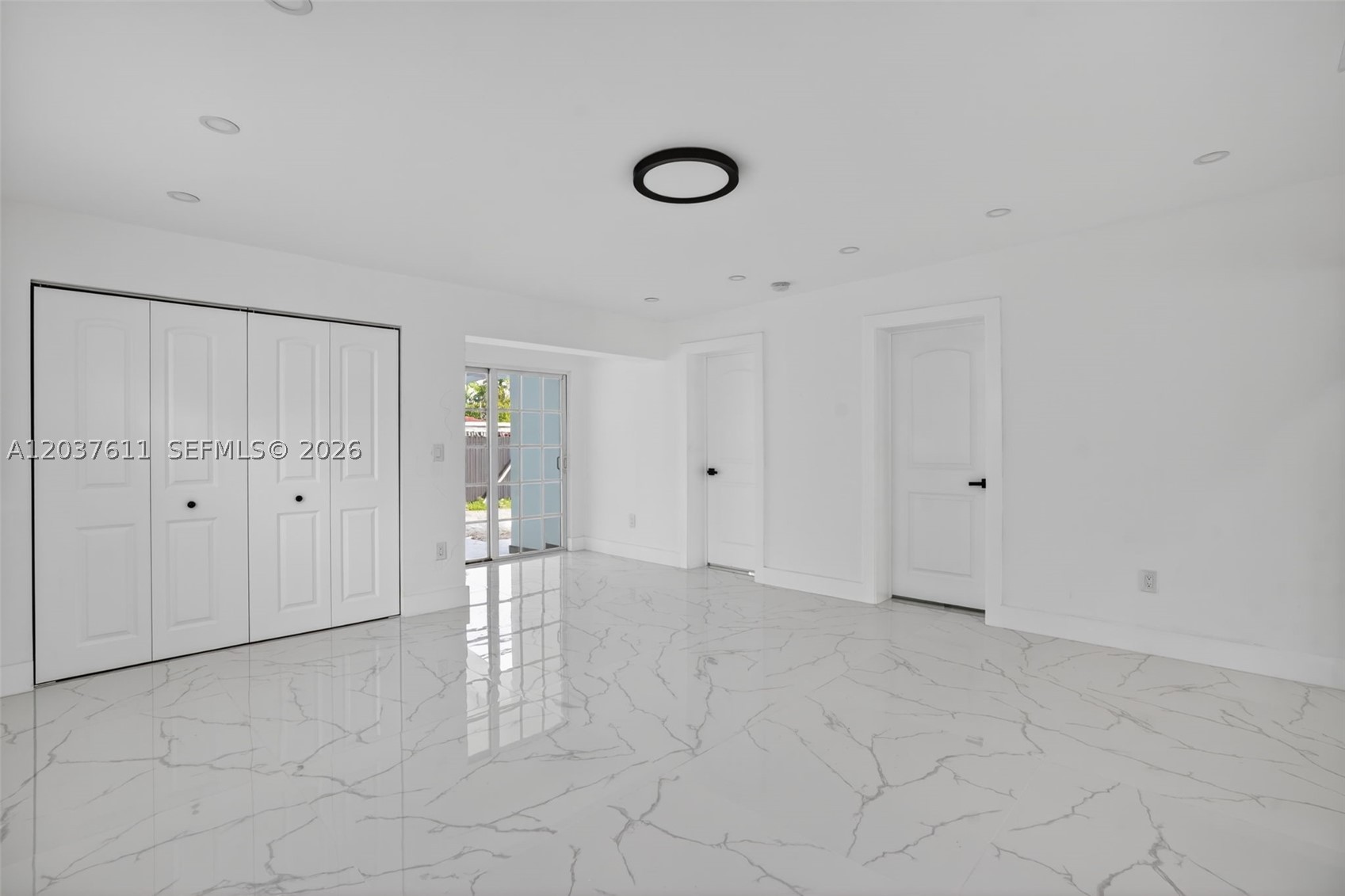 OAKLAWN SUB - Residential Lease