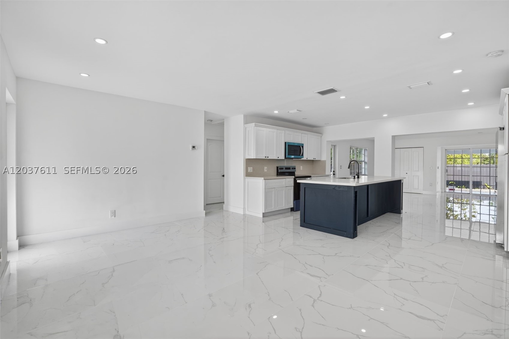 OAKLAWN SUB - Residential Lease