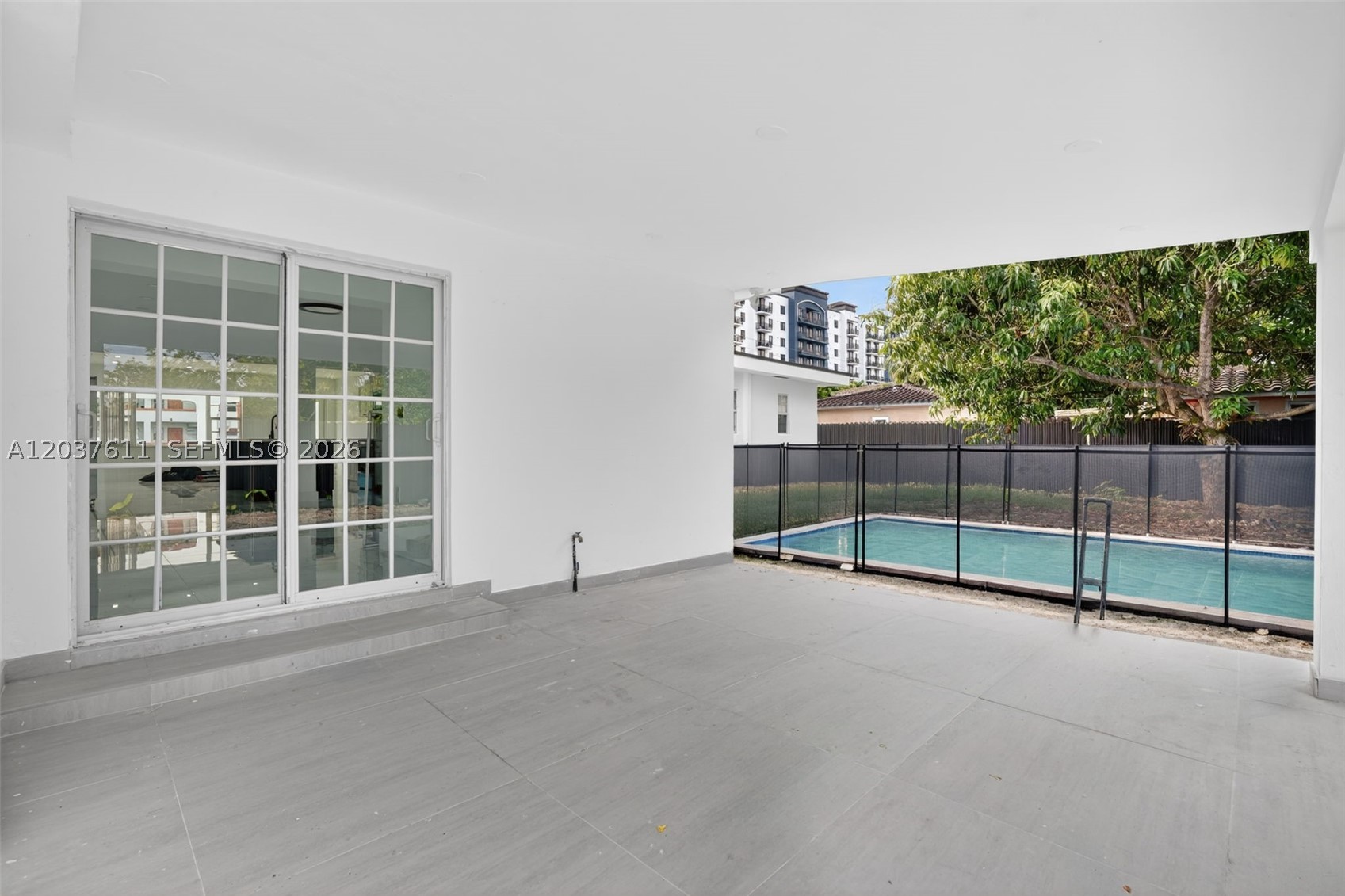 OAKLAWN SUB - Residential Lease