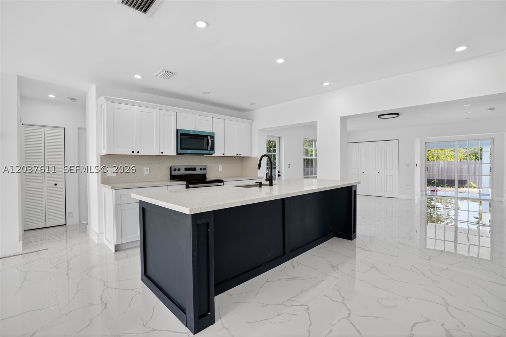 OAKLAWN SUB - Residential Lease