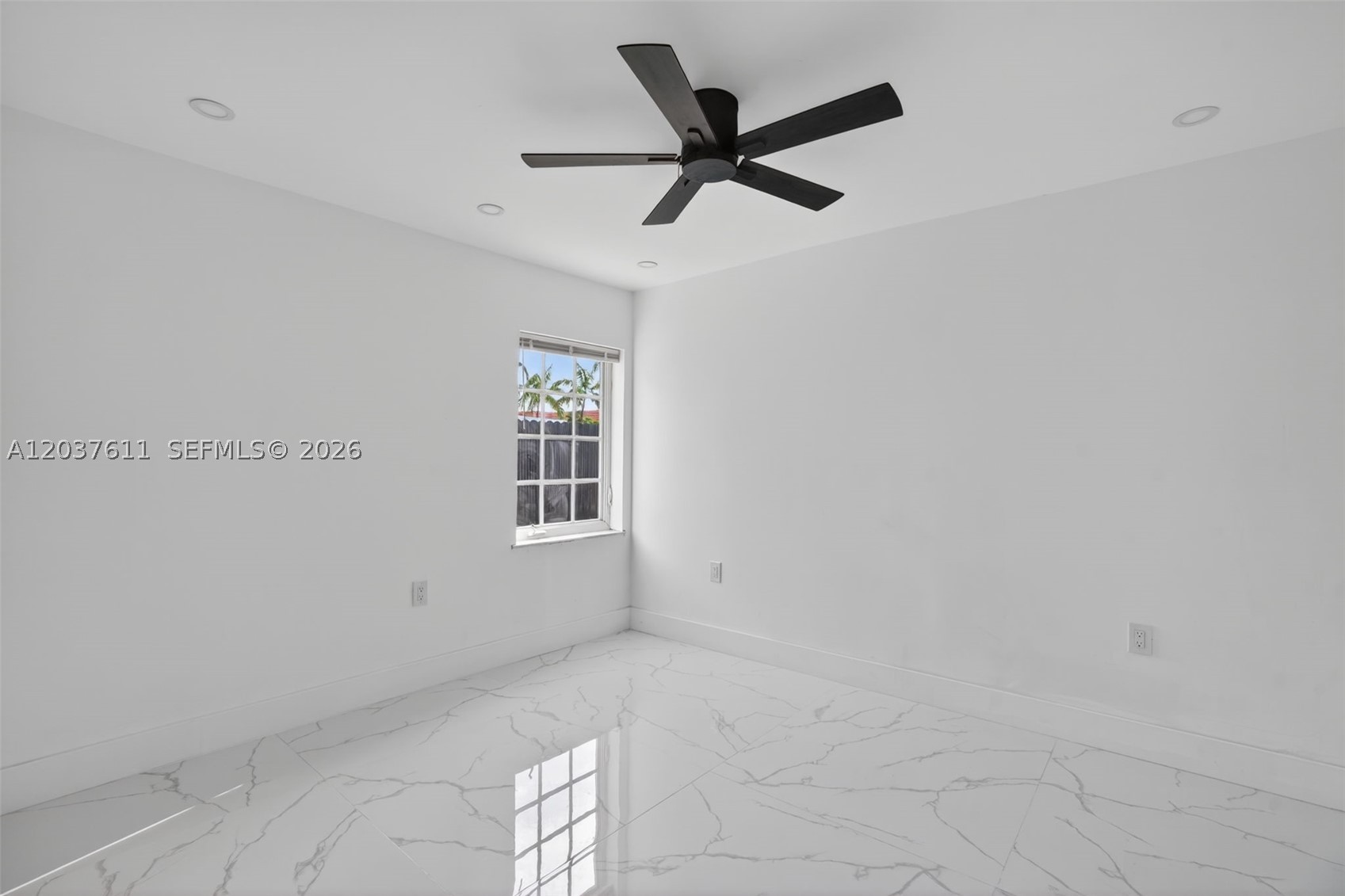 OAKLAWN SUB - Residential Lease