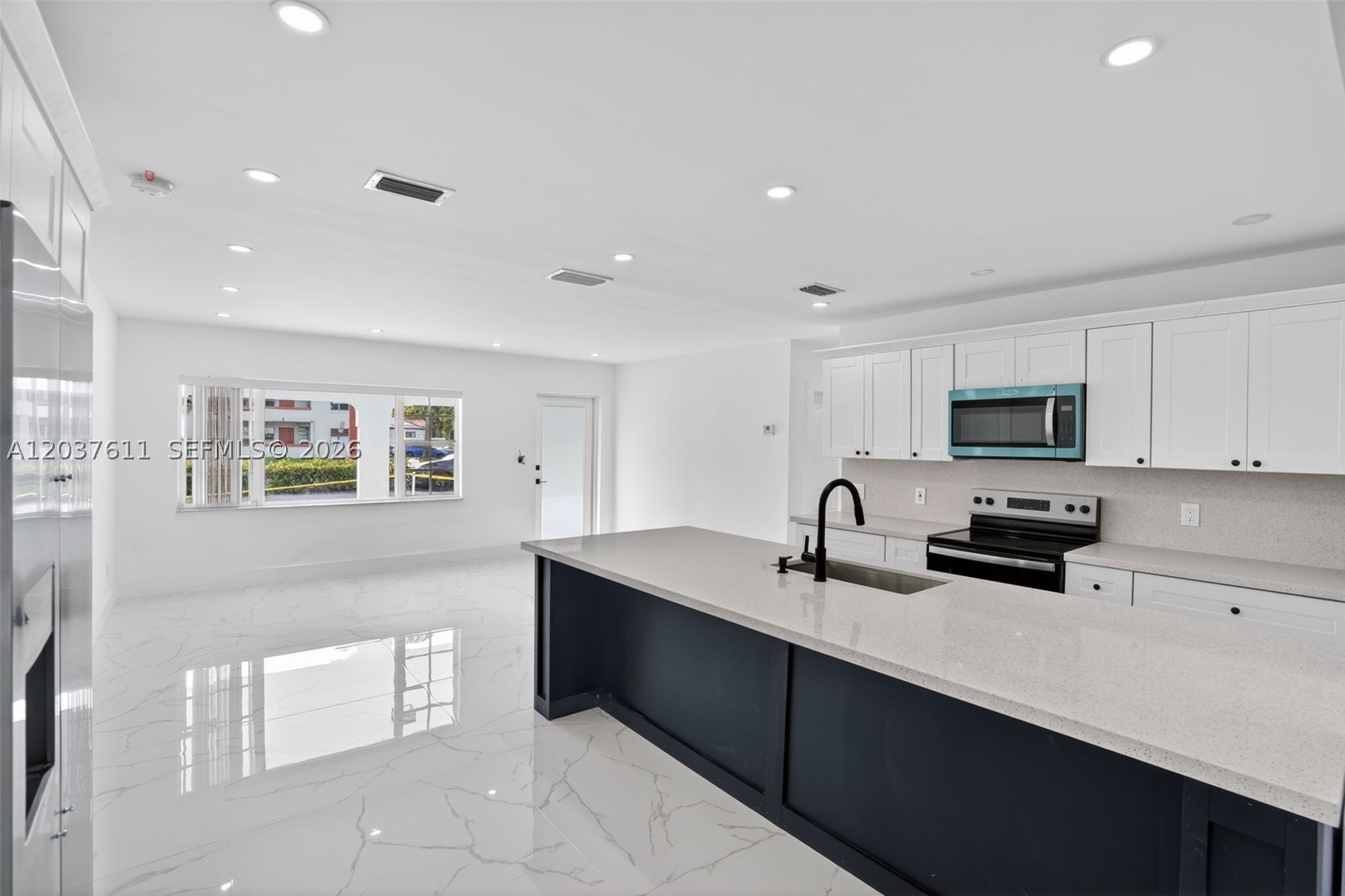 OAKLAWN SUB - Residential Lease