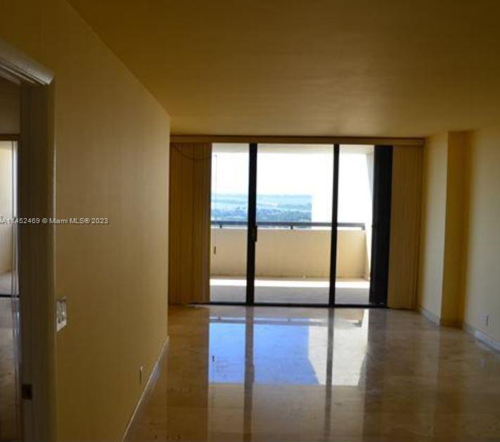 CLUB ATLANTIS - Residential Lease