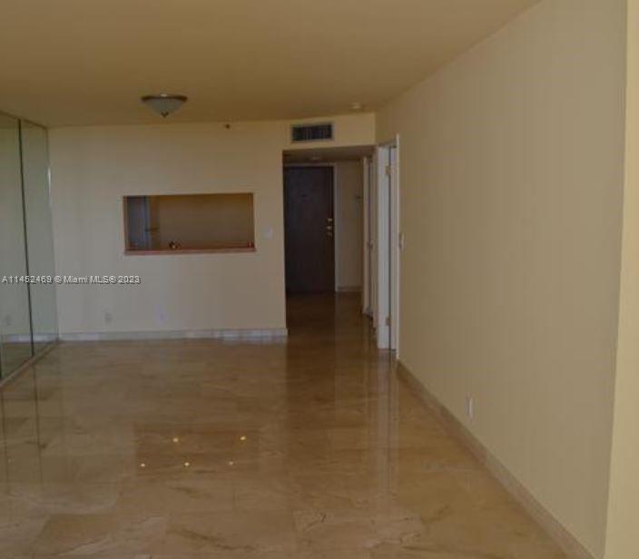 CLUB ATLANTIS - Residential Lease