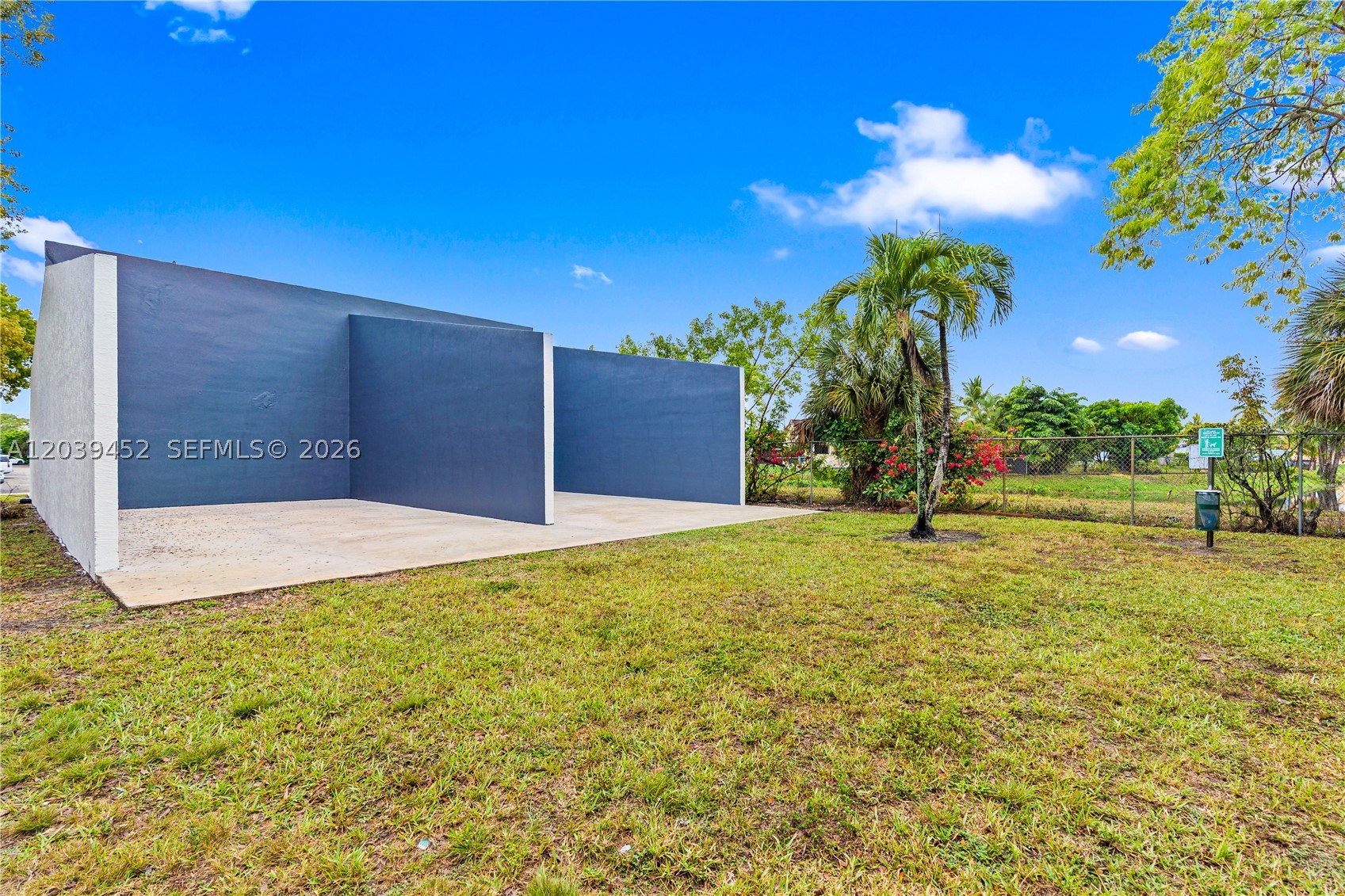 MILLER GARDENS CONDO - Residential