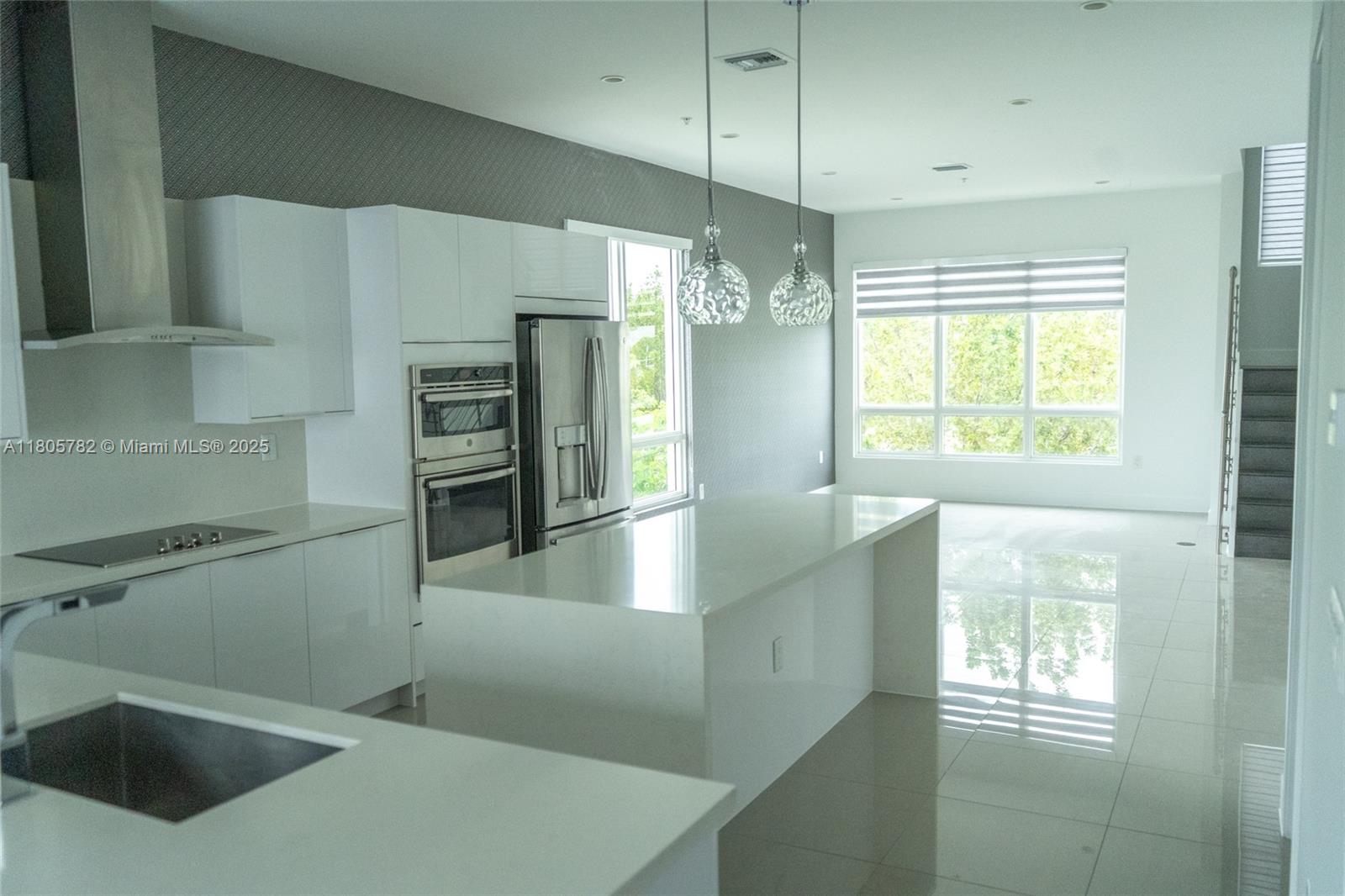 LANDMARK AT DORAL - Residential Lease