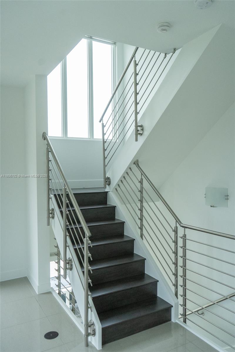 LANDMARK AT DORAL - Residential Lease