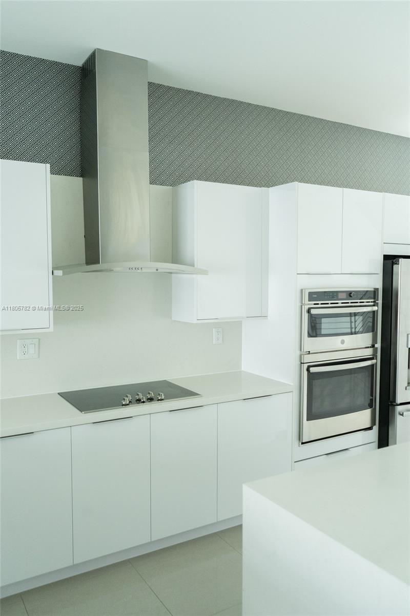 LANDMARK AT DORAL - Residential Lease