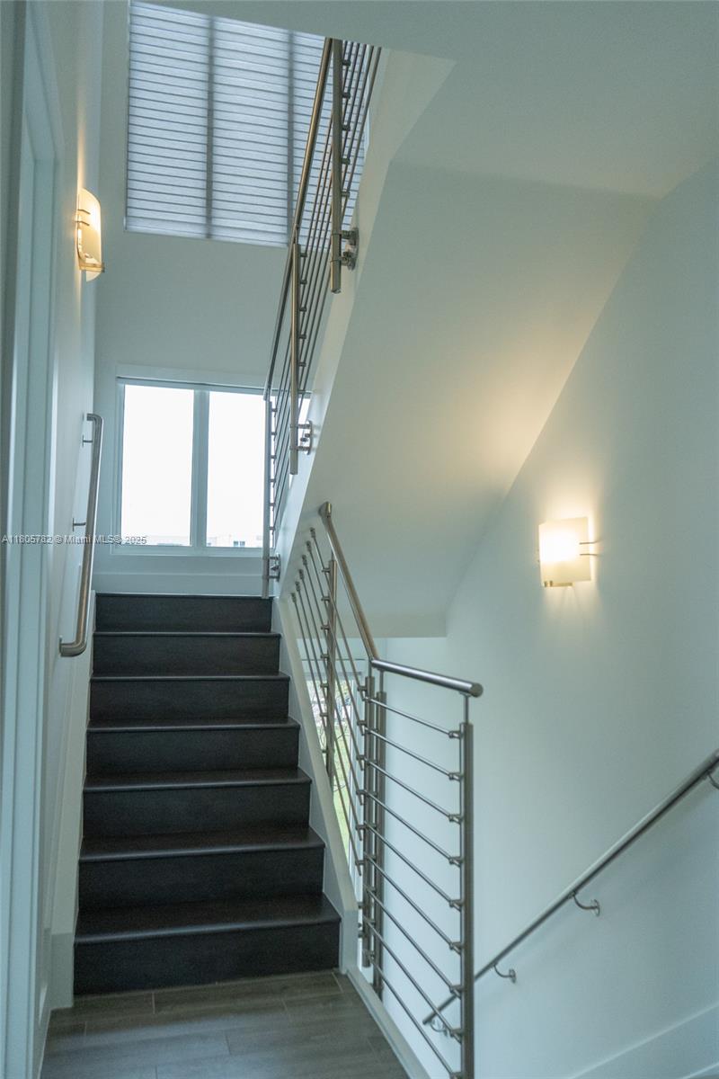 LANDMARK AT DORAL - Residential Lease