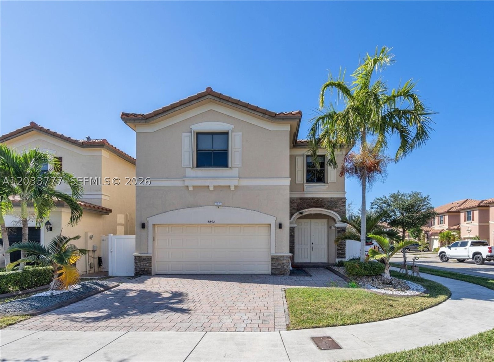 Beautiful 4-bedroom, 3-bathroom two-story single-family home located in the highly desirable gated community of Bonterra. This spacious residence offers a functional layout with generous living areas, perfect for comfortable everyday living and entertaining. Enjoy resort-style community amenities including a pool and children’s playground. Conveniently located near major highways, shopping, dining, and restaurants with easy access to everything you need. A great opportunity to live in one of the area’s most sought-after communities!
