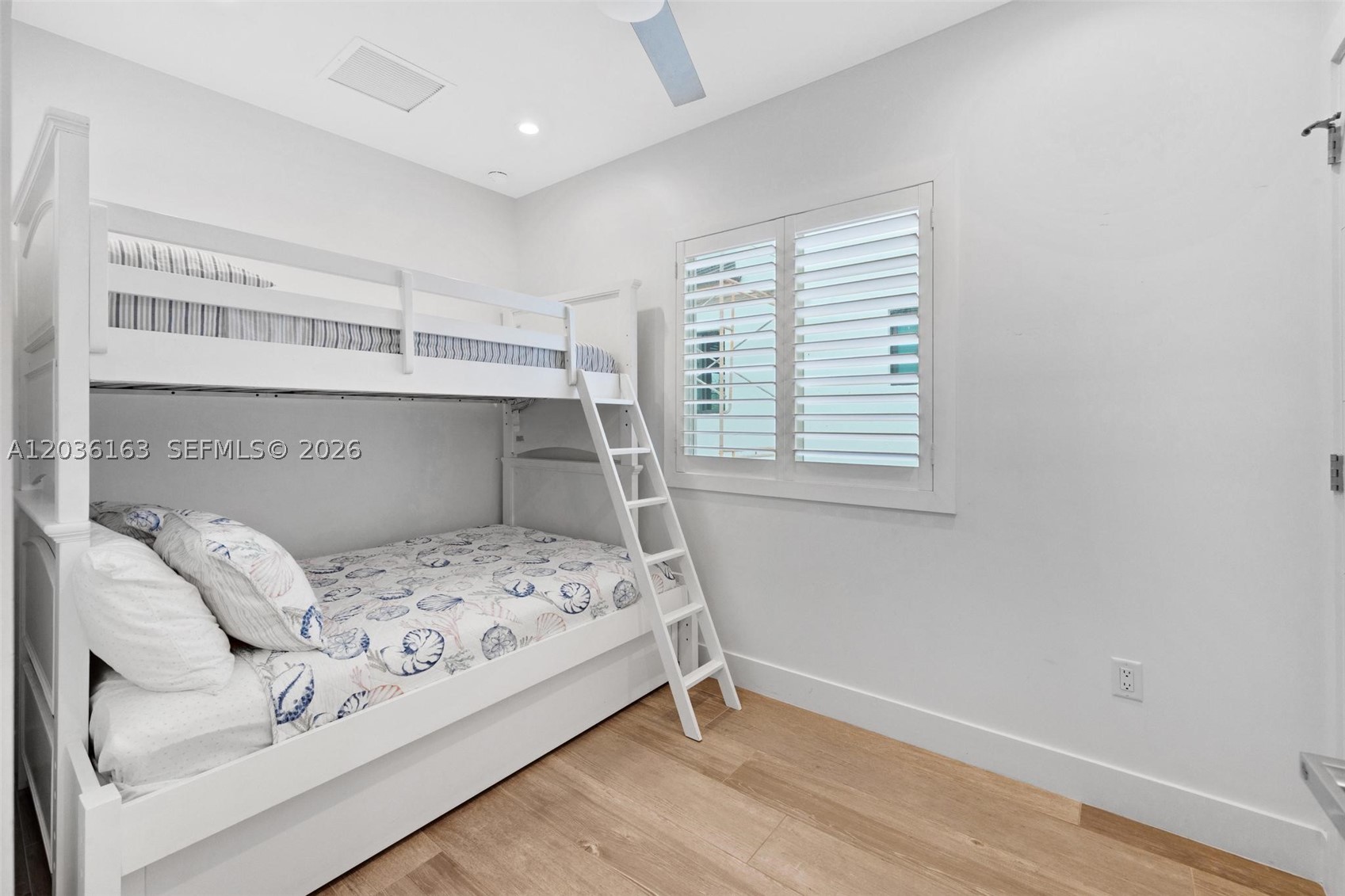 CROSS KEY WATERWAYS EST S - Residential