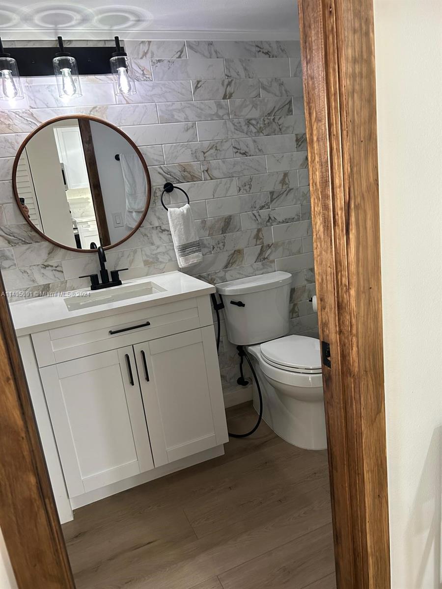 ROYAL PARK CONDO - Residential