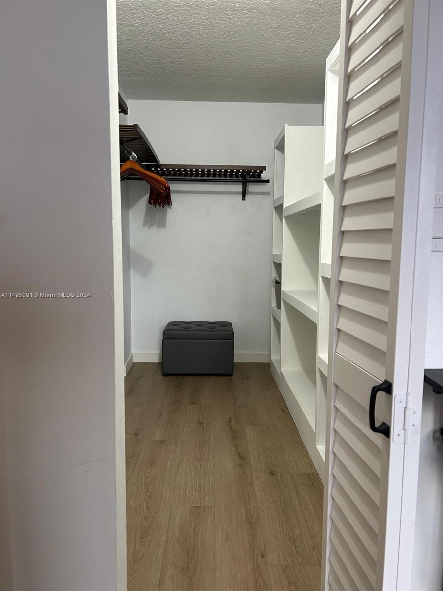 ROYAL PARK CONDO - Residential