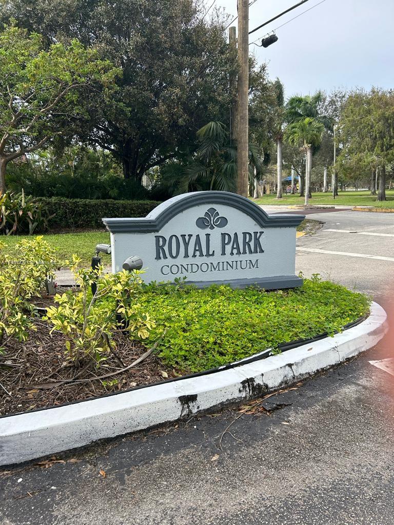 ROYAL PARK CONDO - Residential
