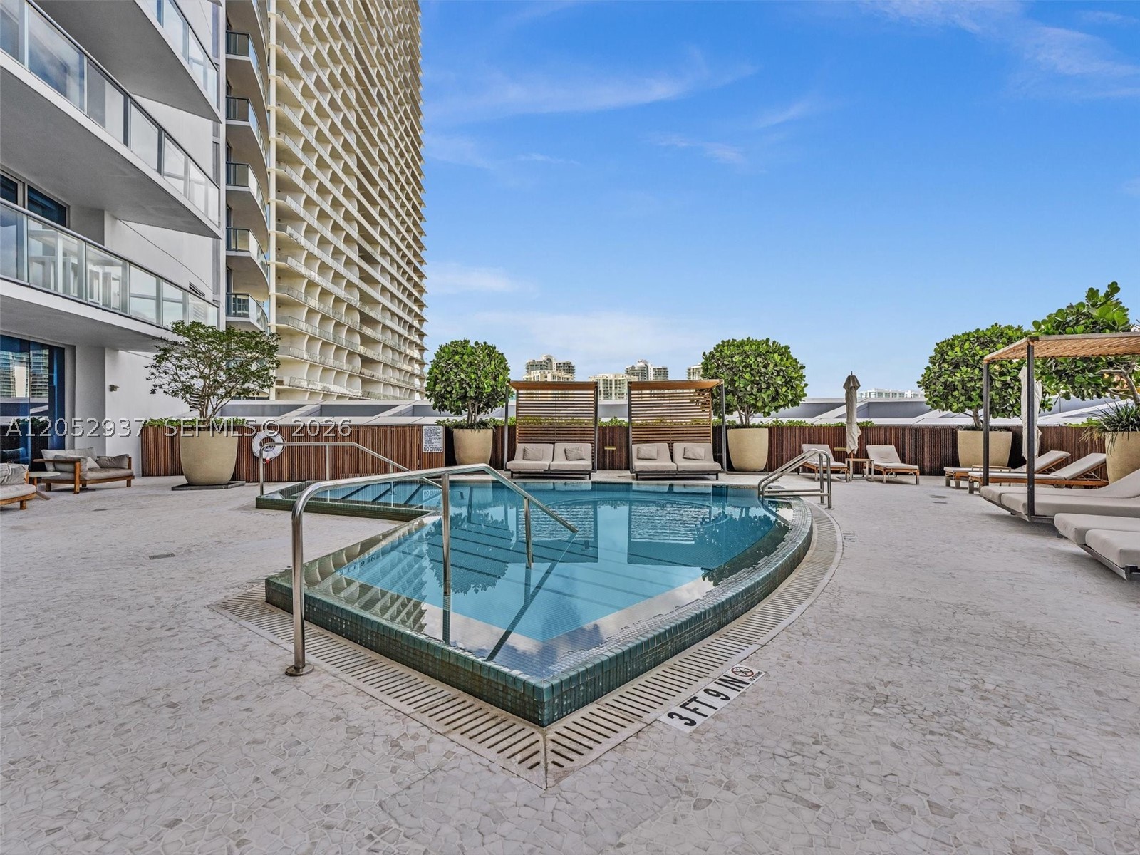JADE BEACH CONDO - Residential Lease
