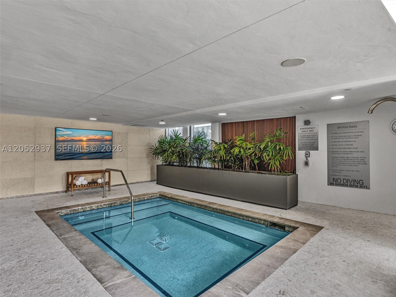 JADE BEACH CONDO - Residential Lease