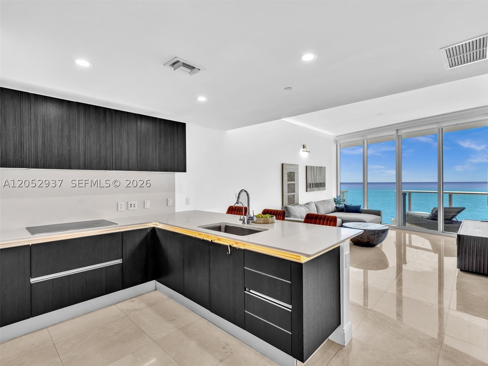 JADE BEACH CONDO - Residential Lease