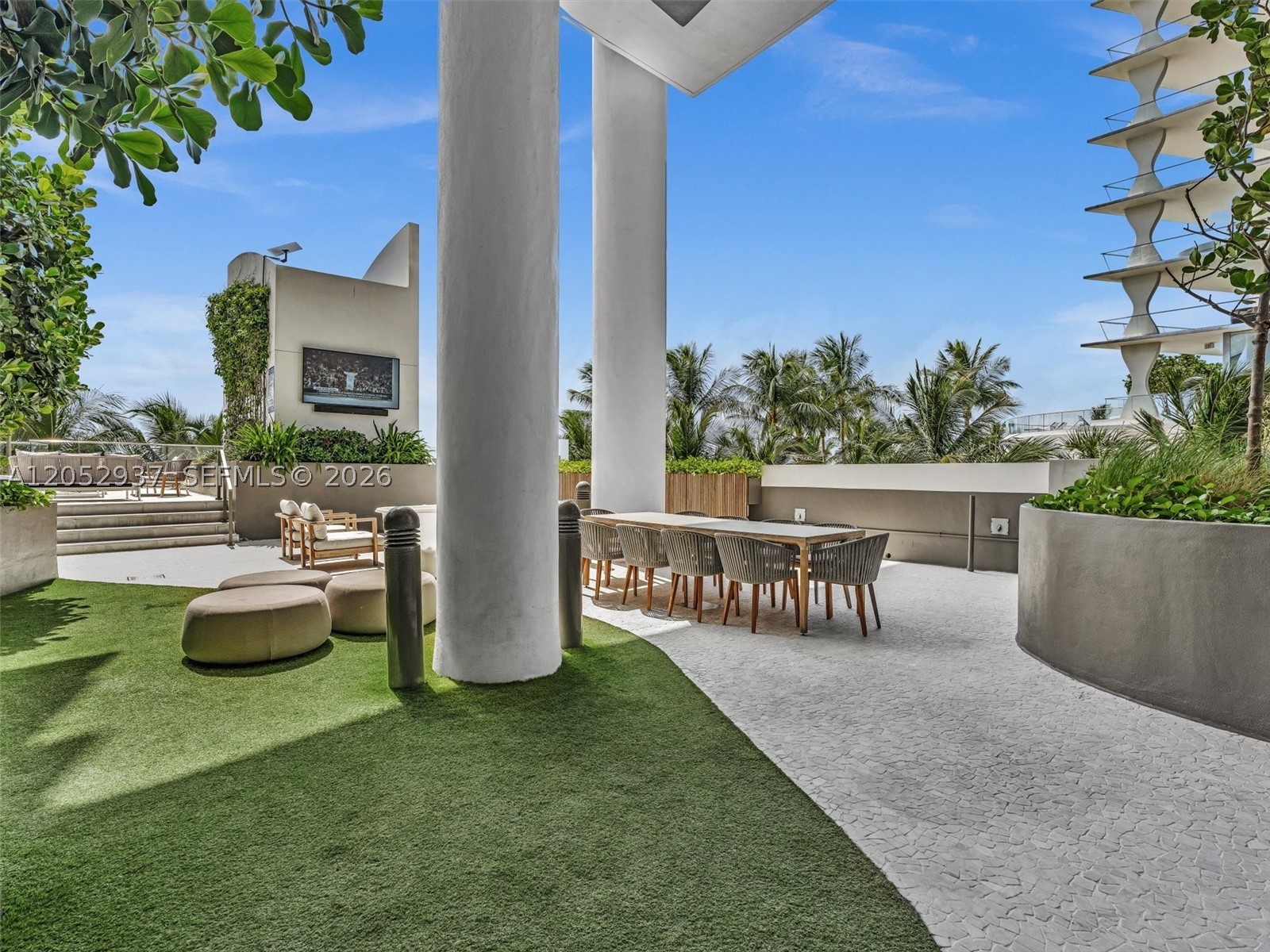 JADE BEACH CONDO - Residential Lease