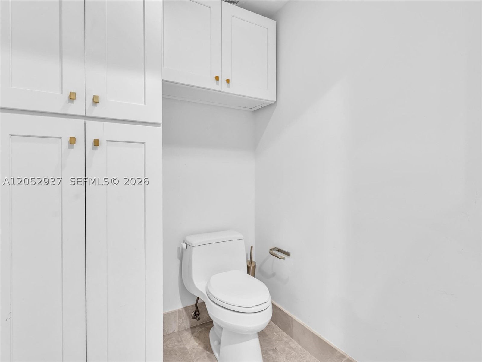 JADE BEACH CONDO - Residential Lease