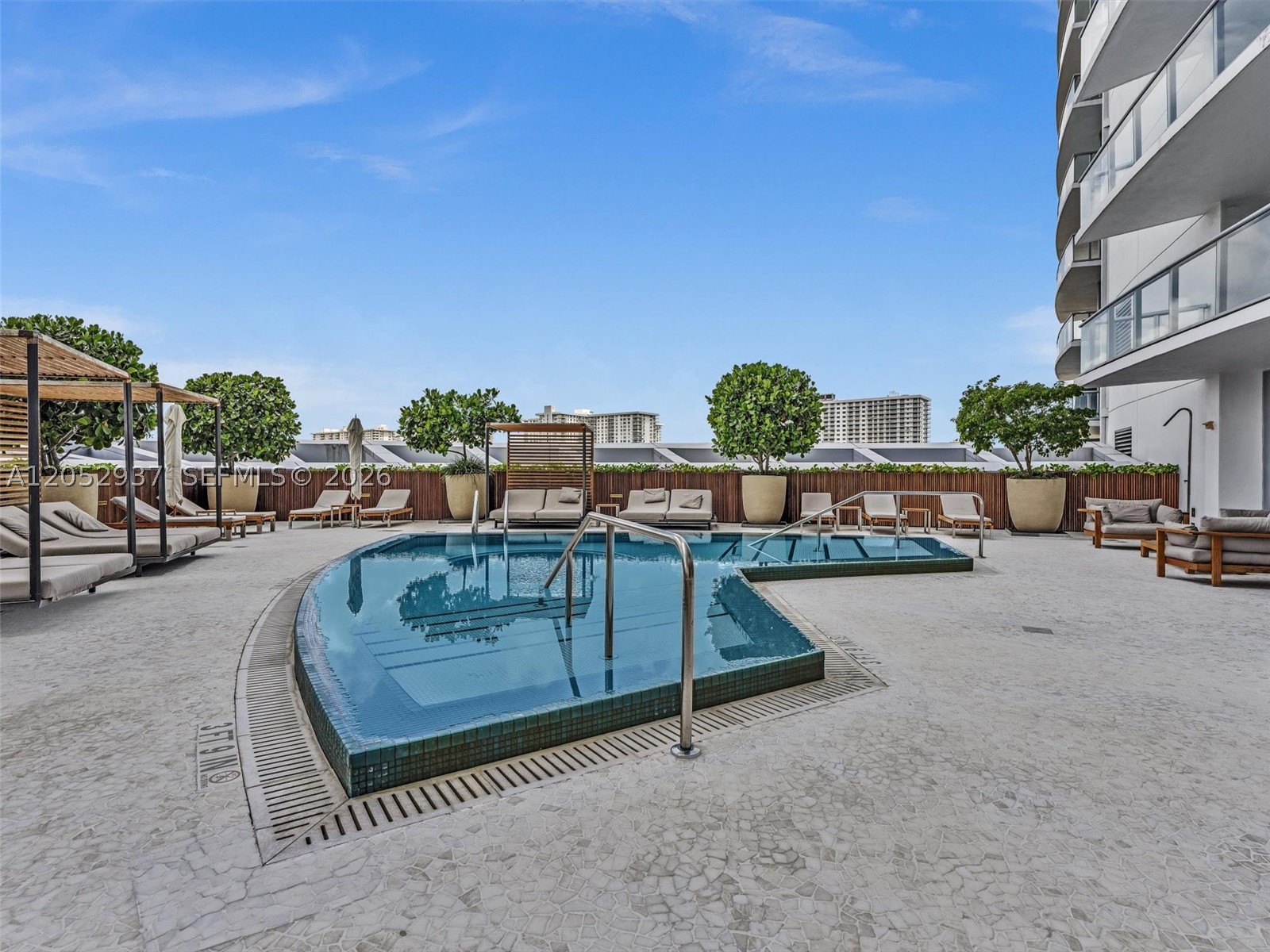JADE BEACH CONDO - Residential Lease