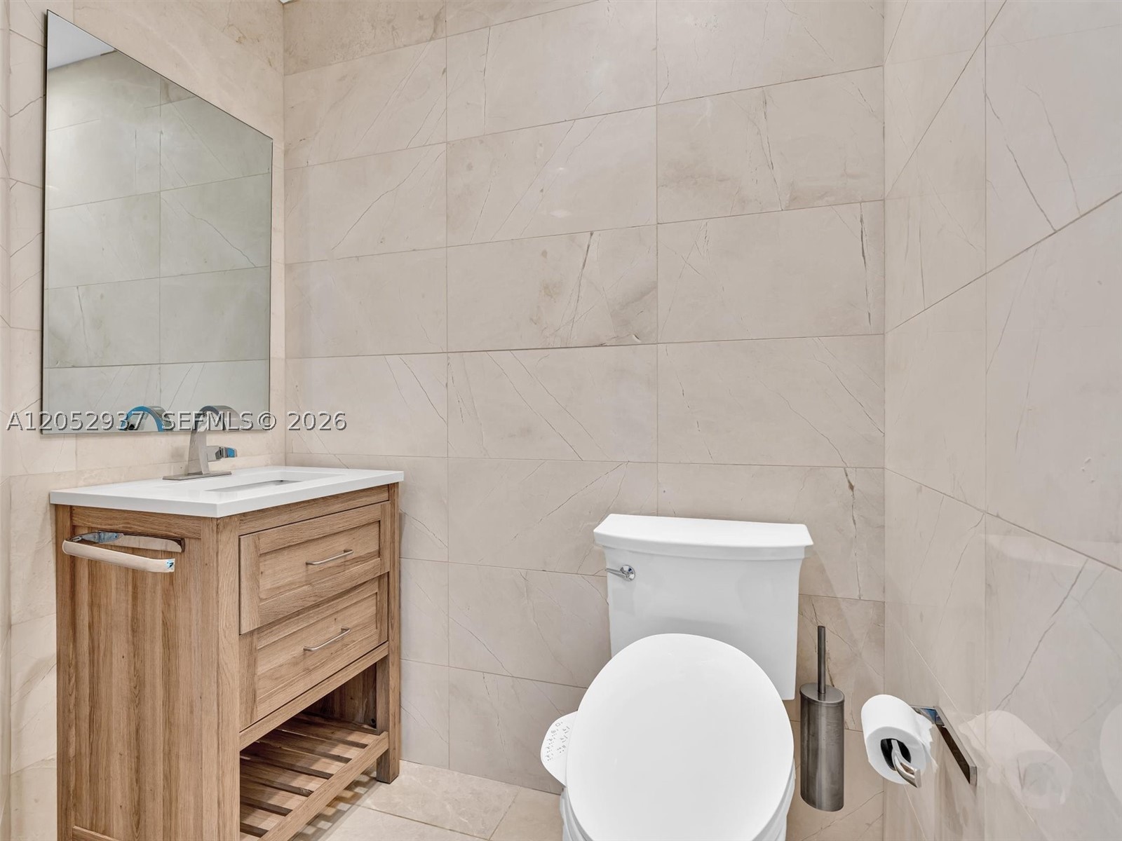 JADE BEACH CONDO - Residential Lease