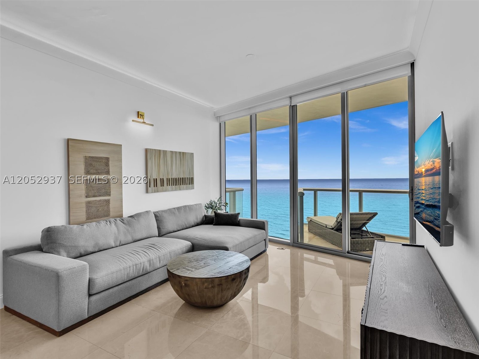 JADE BEACH CONDO - Residential Lease