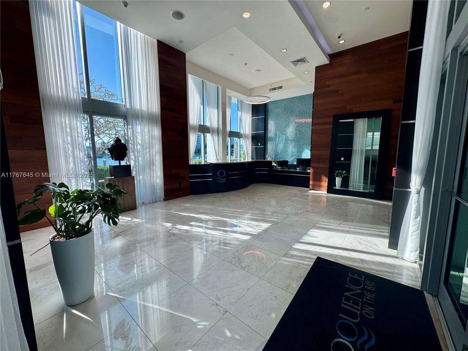 ELOQUENCE ON THE BAY COND - Residential