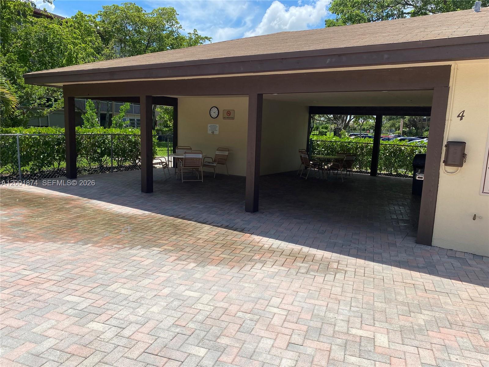 KINGSLEY AT CENTURY VILLA - Residential Lease