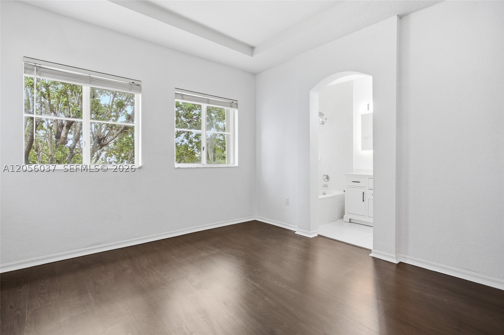 Leward at Island at Doral - Residential