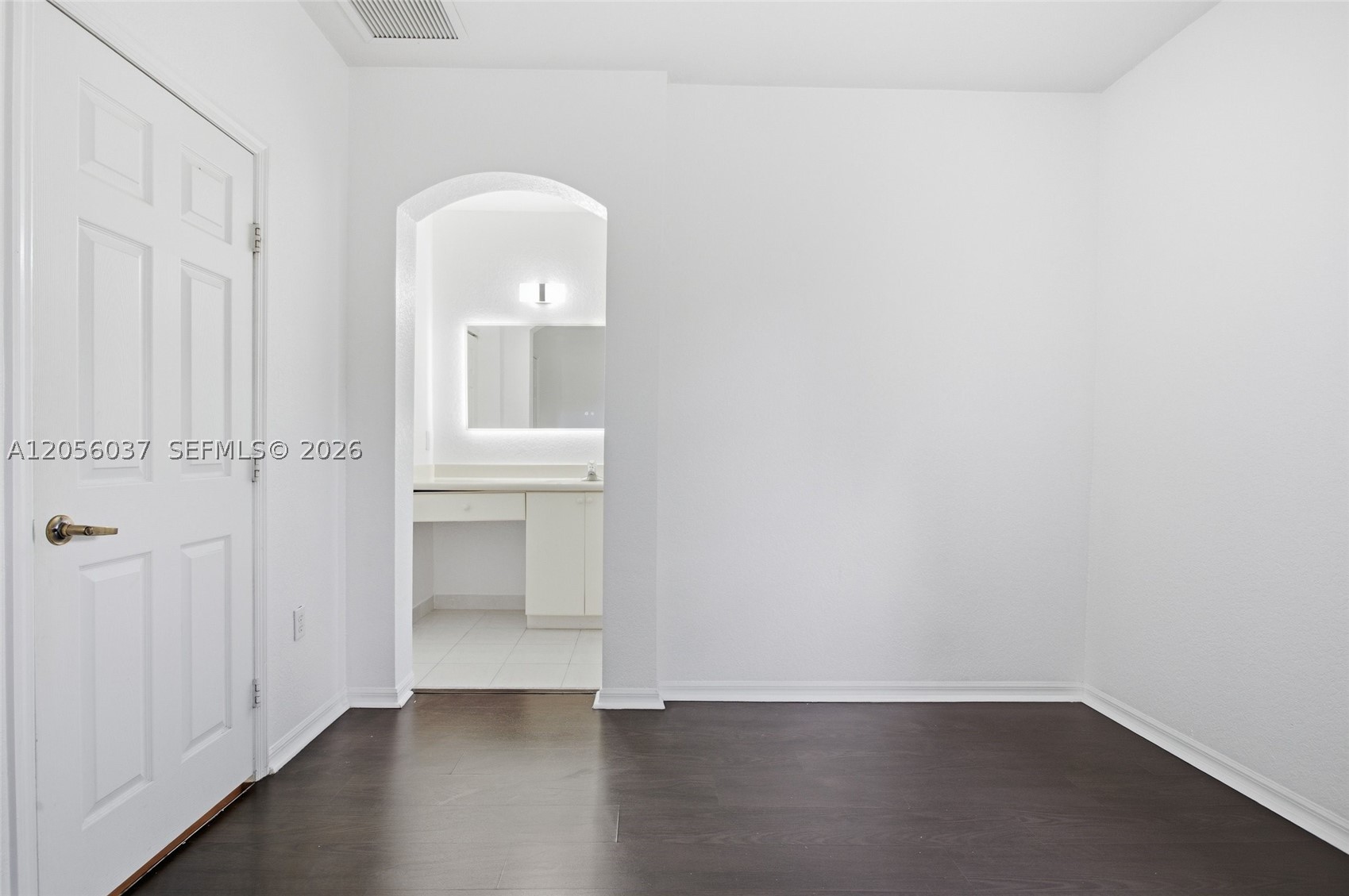 Leward at Island at Doral - Residential
